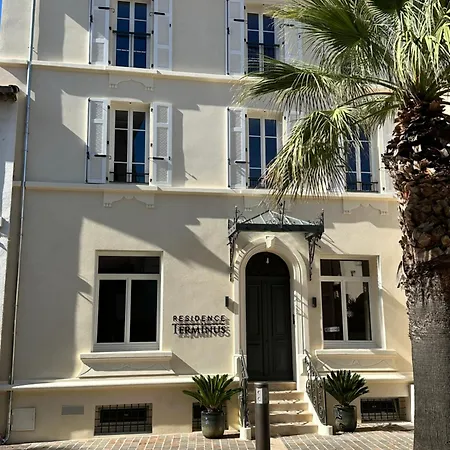 Appart hôtel Résidence Terminus - Sainte-Maxime
